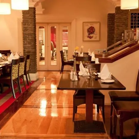 Castle Hotel 4*