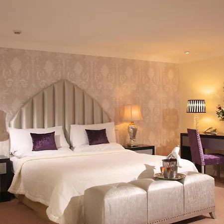 Hotel Castle 4*